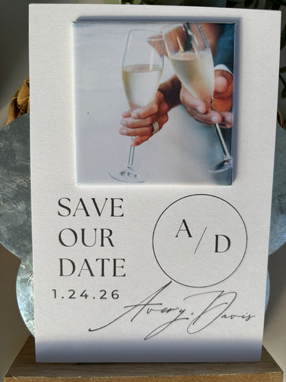 Save-the-Date Keepr + Card Set